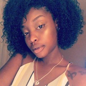 Meet your Posher, Tynisha